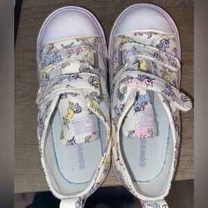 Toddler Girls size 10 white Unicorn design Velcro sneakers